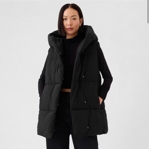 NEW Gap Duvet Wrap Puffer Vest, Size S